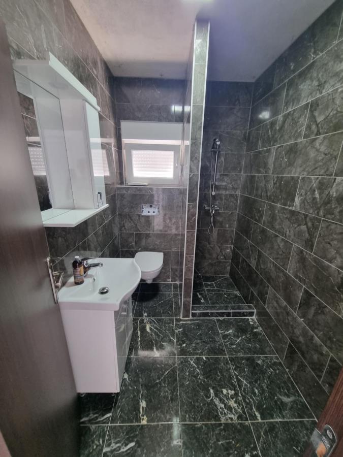Apartmani Milic โกตอร์ ภายนอก รูปภาพ