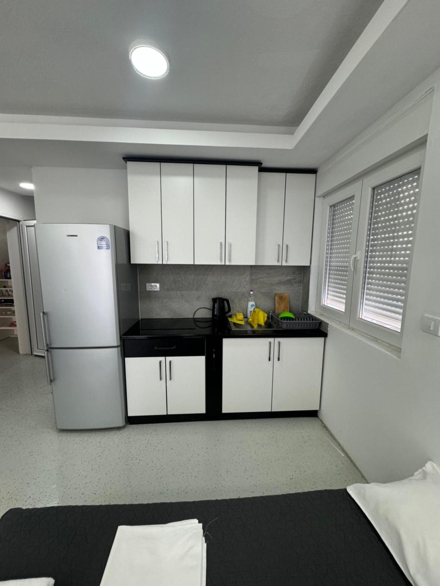 Apartmani Milic โกตอร์ ภายนอก รูปภาพ